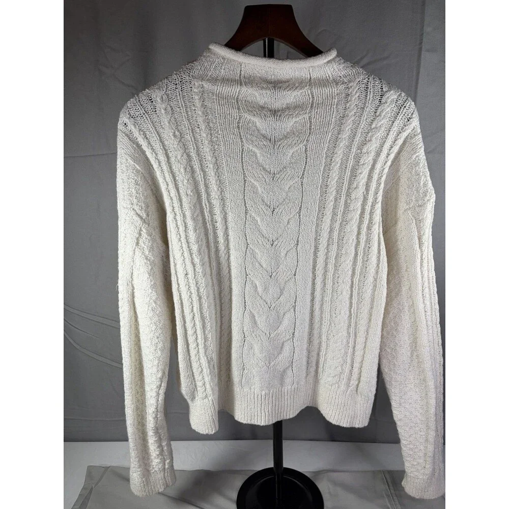 J Crew Pullover Women’s White Long Sleeve Sweater, Medium Very Nice
